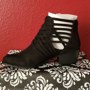 New Black Booties
